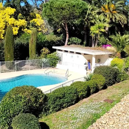 Casa vacanze Blue Riviera - Am Mit Meerblick Und Pool By Riviera Homelife *